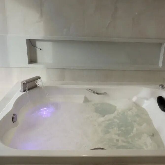 A Universo Banheiras sempre surpreendendo os seus queridos clientes com a melhor qualidade, con